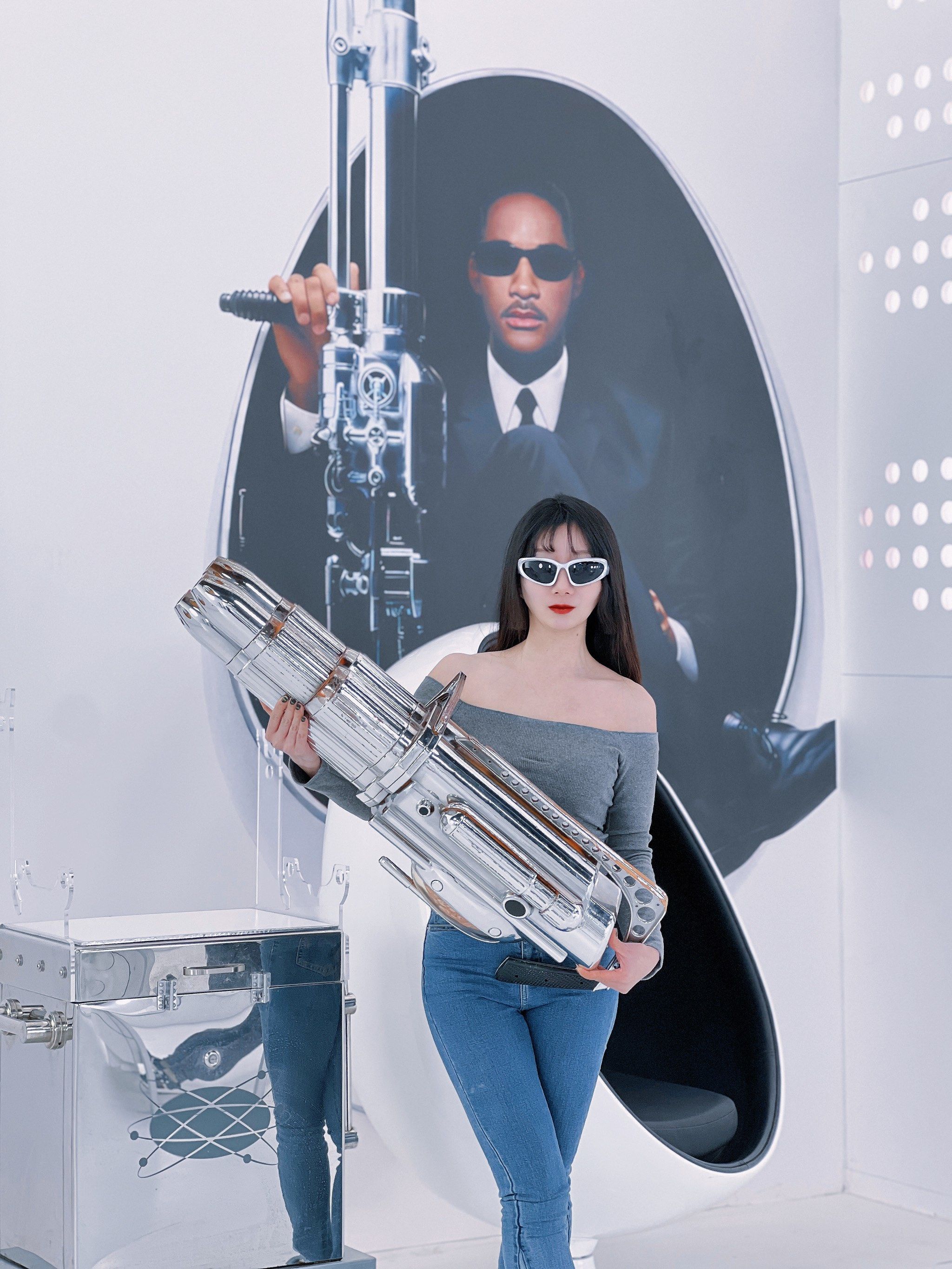 五个被拍到的外星人(被拍到的神秘生物外星人)-第2张图片