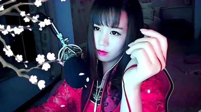 【红嫁衣鬼歌禁歌原版,歌曲红嫁衣在线试听】-第1张图片