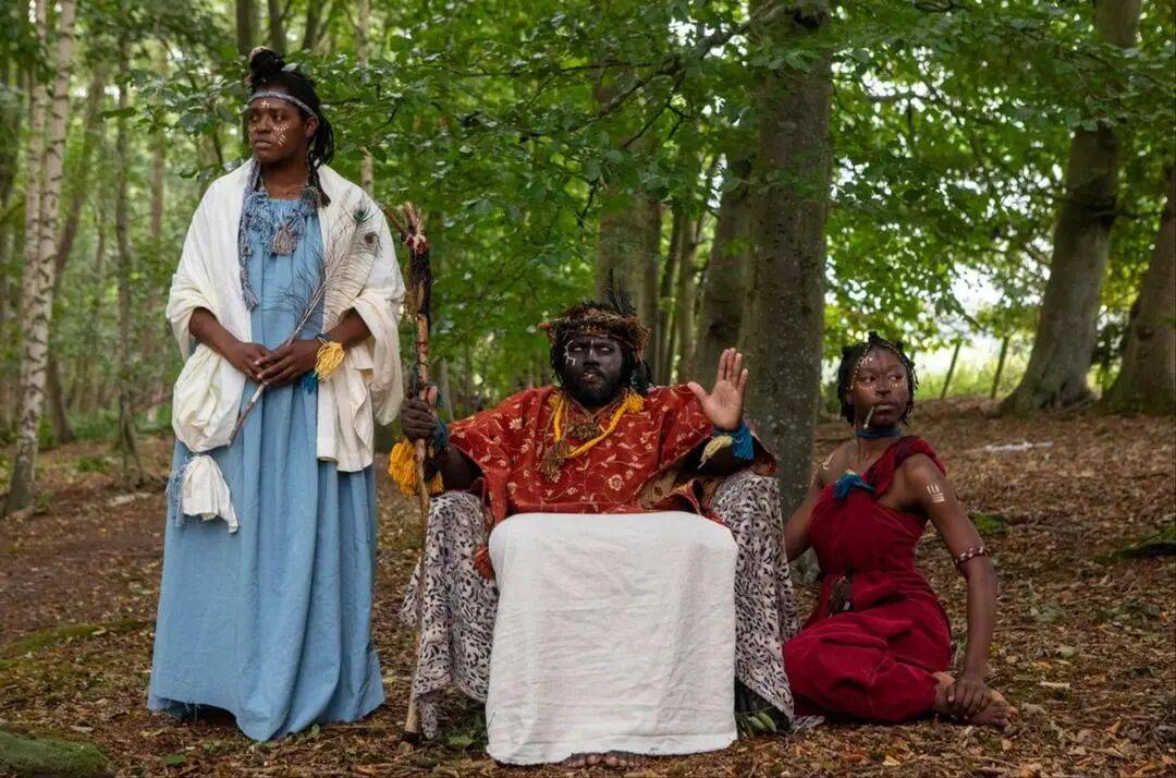 神秘失踪的女人/神秘失踪人员-第1张图片