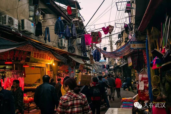 【武汉佳丽广场灵异事件是真的吗,武汉佳丽广场八楼怎么回事】-第1张图片