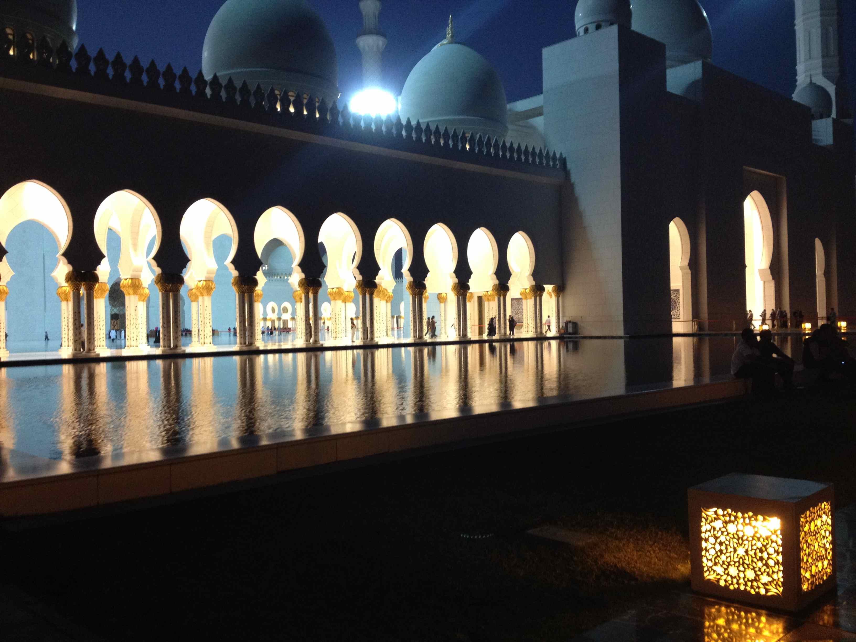 【迪拜是哪个国家,迪拜是哪个国家的首都】-第1张图片