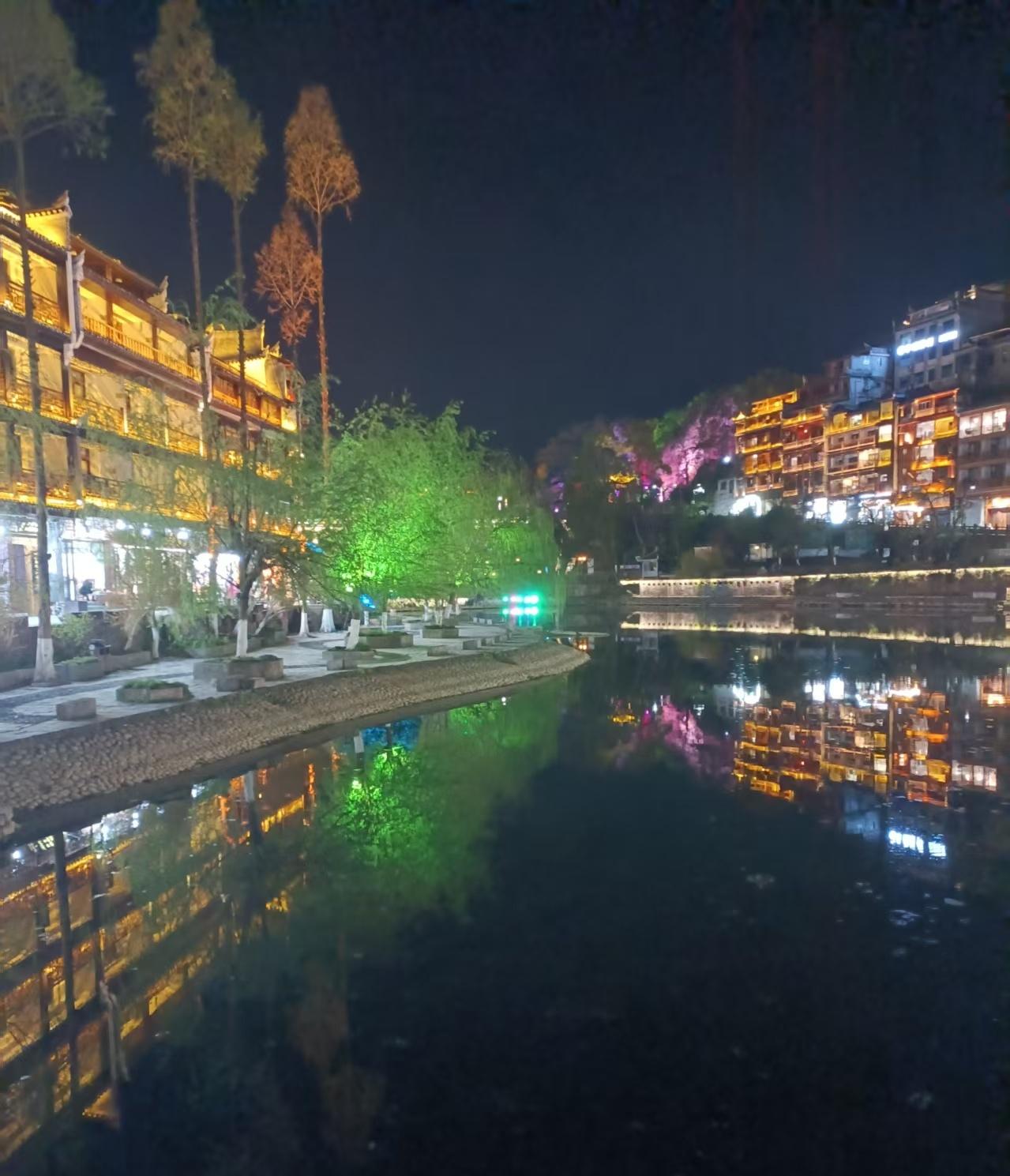 凤凰古城门票多少钱一个人.凤凰古城玩一天够吗?-第3张图片